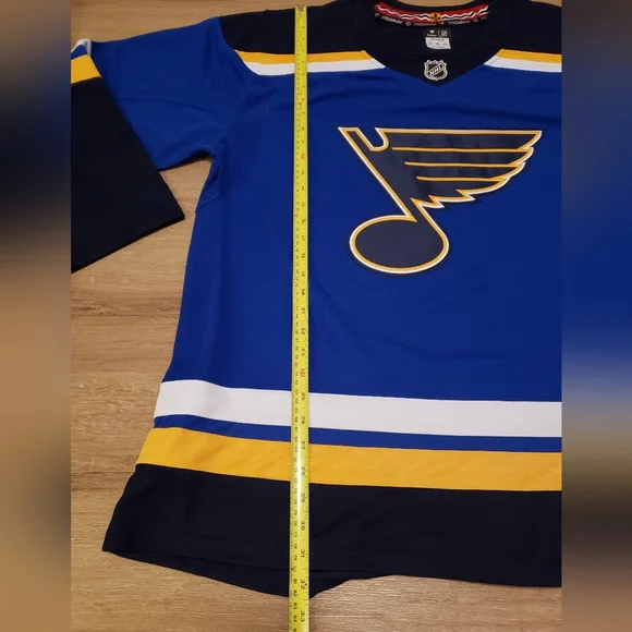 St. Louis Blues Fanatics Premium Jersey W/Fighting Strap Blue - Picture 5 of 6